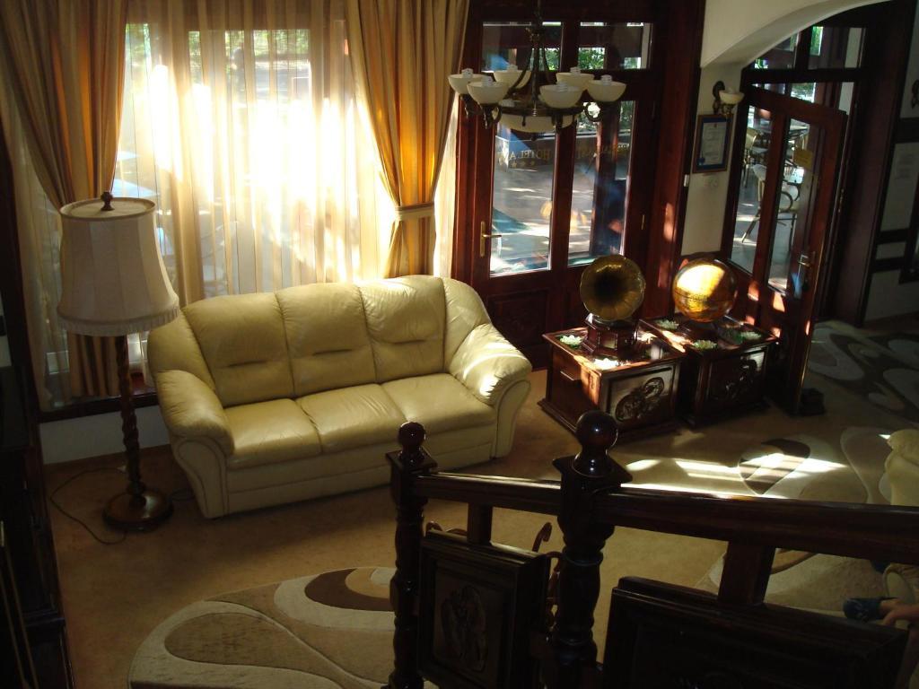 Hotel Ami Băile Felix Exteriör bild
